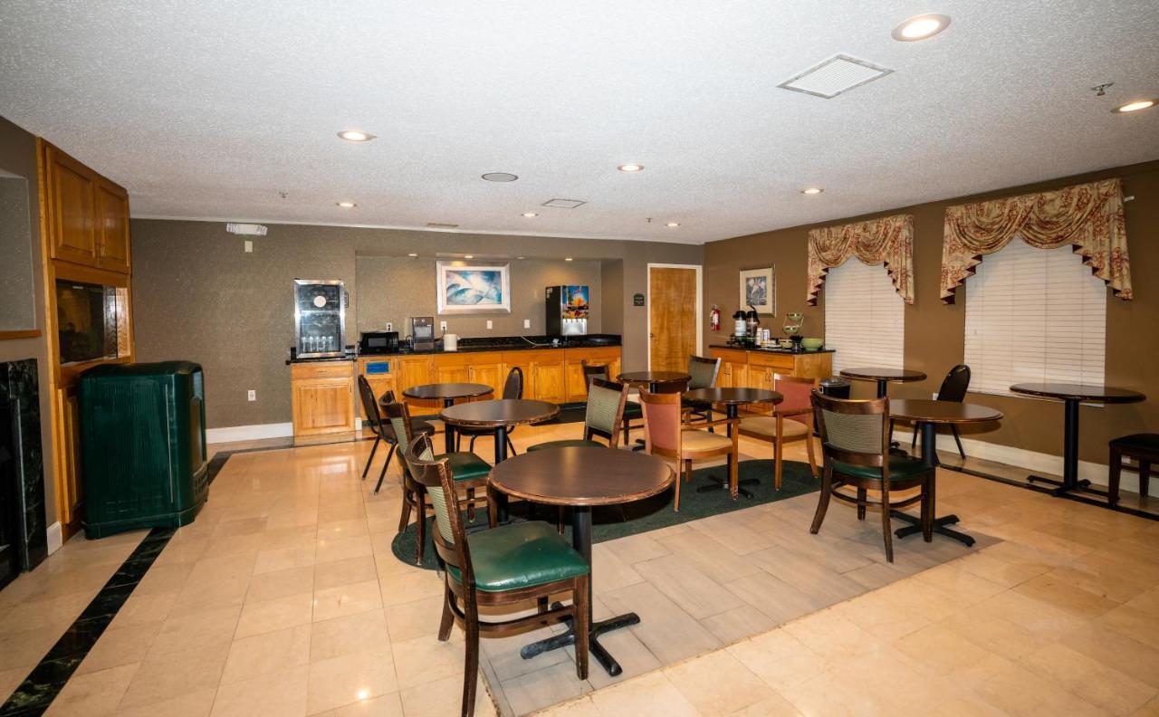 Econo Lodge Роли Экстерьер фото