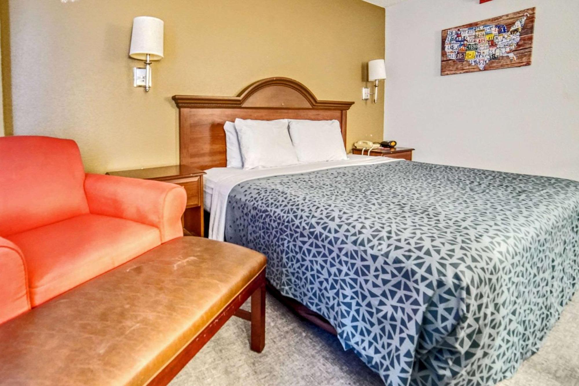 Econo Lodge Роли Экстерьер фото