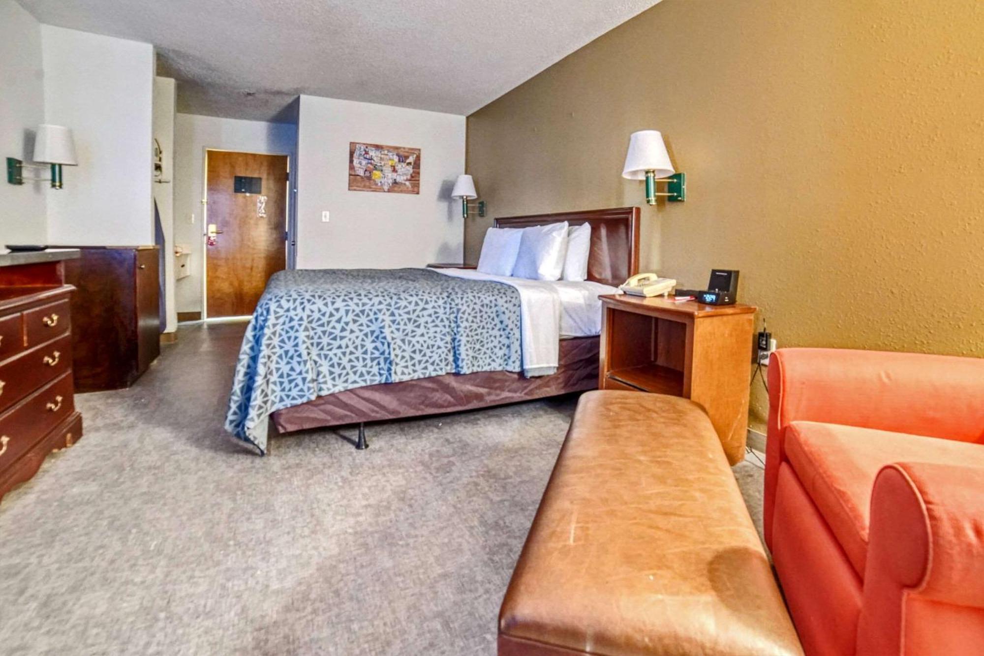 Econo Lodge Роли Экстерьер фото