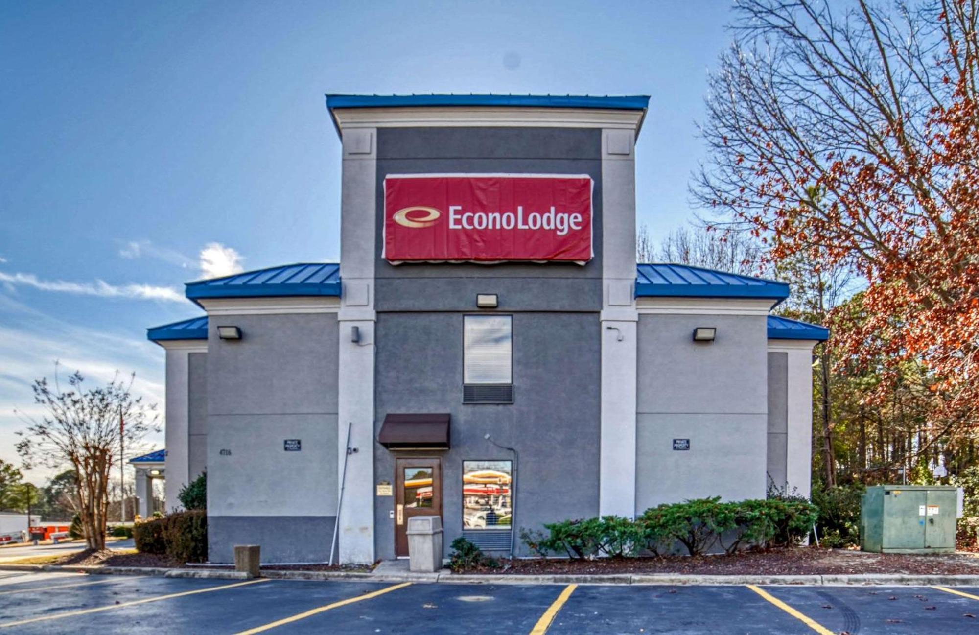 Econo Lodge Роли Экстерьер фото